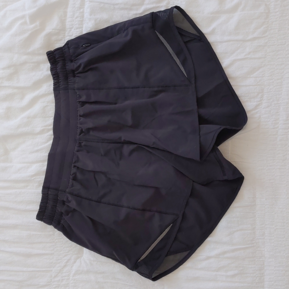 Lululemon Hotty Hot Short II 4" | 8